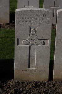 Lijssenthoek Military Cemetery - Lamb, Peter Knowles