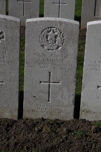 Lijssenthoek Military Cemetery - Lamont, James