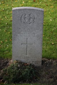 Lijssenthoek Military Cemetery - Lampe, W