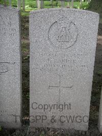 Lijssenthoek Military Cemetery - Lander, Fred