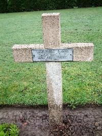 Lijssenthoek Military Cemetery - Langronet, Georges