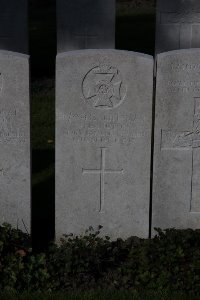 Lijssenthoek Military Cemetery - Langton, J