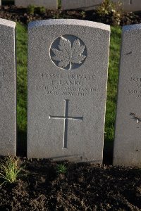Lijssenthoek Military Cemetery - Lanko, Pete