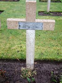 Lijssenthoek Military Cemetery - La Porte, Charles