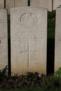 Lijssenthoek Military Cemetery - Largie, Isaac