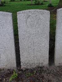 Lijssenthoek Military Cemetery - Larmour, Alexander