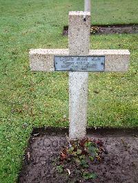 Lijssenthoek Military Cemetery - Latapie, Joseph