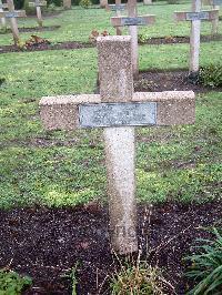 Lijssenthoek Military Cemetery - Latche, Pierre