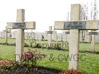 Lijssenthoek Military Cemetery - Latrique, Edouard