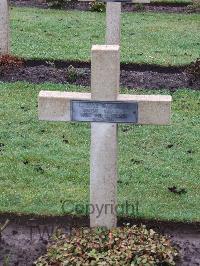 Lijssenthoek Military Cemetery - La Urioz, Andre