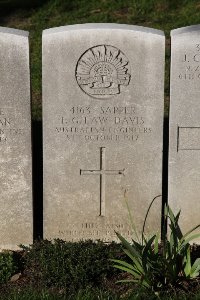 Lijssenthoek Military Cemetery - Law-Davis, Frederick George