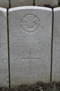 Lijssenthoek Military Cemetery - Law, Arnold William