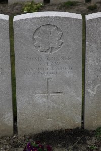 Lijssenthoek Military Cemetery - Law, W