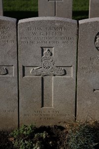Lijssenthoek Military Cemetery - Leckie, W G