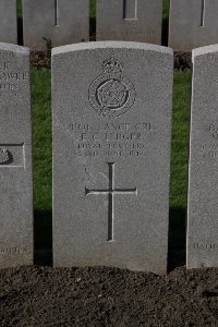 Lijssenthoek Military Cemetery - Ledger, E C