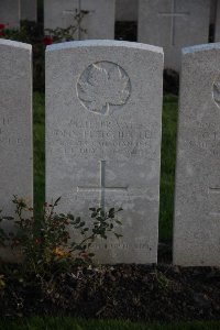 Lijssenthoek Military Cemetery - Lee, John Fletcher