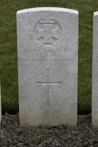 Lijssenthoek Military Cemetery - Lee, S
