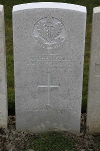 Lijssenthoek Military Cemetery - Leech, Joseph