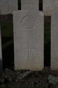 Lijssenthoek Military Cemetery - Lenberg, Oliver George
