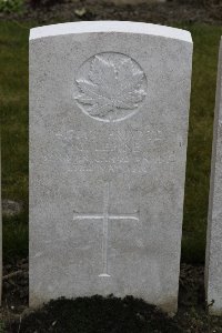 Lijssenthoek Military Cemetery - Lepine, G