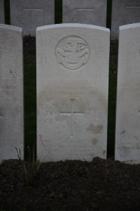 Lijssenthoek Military Cemetery - Lightowler, Fred
