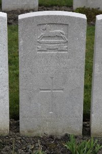Lijssenthoek Military Cemetery - Lindsay, Thomas