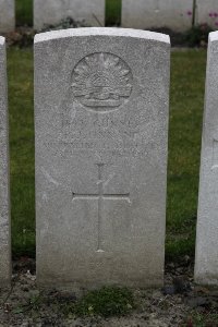 Lijssenthoek Military Cemetery - Linnane, Peter John