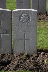 Lijssenthoek Military Cemetery - Lister, E