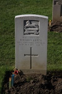 Lijssenthoek Military Cemetery - Lister, Harold