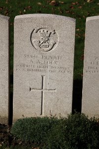 Lijssenthoek Military Cemetery - Lock, Albert Arthur