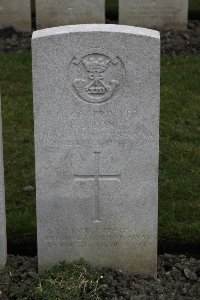 Lijssenthoek Military Cemetery - Long, Ernest James