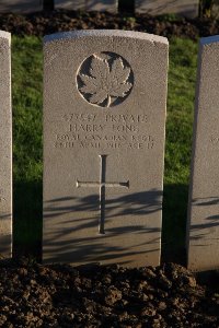 Lijssenthoek Military Cemetery - Long, Harry