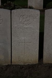 Lijssenthoek Military Cemetery - Long, Thomas Iooulden