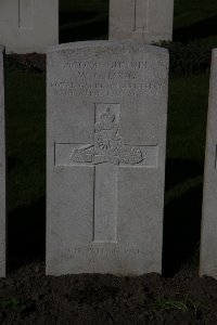 Lijssenthoek Military Cemetery - Long, William George