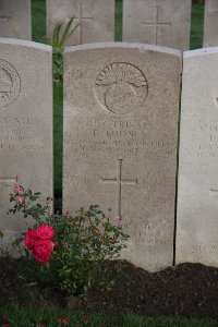 Lijssenthoek Military Cemetery - Looney, D