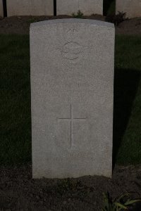 Lijssenthoek Military Cemetery - Lubbock, The Hon. Eric Fox Pitt