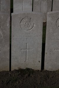 Lijssenthoek Military Cemetery - Lucas, Thomas William