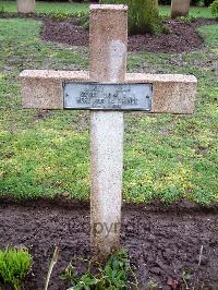 Lijssenthoek Military Cemetery - Luxey, Jean