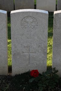 Lijssenthoek Military Cemetery - Lyle, John