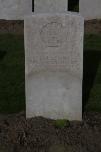 Lijssenthoek Military Cemetery - Lyon, Charles Herbert Scott