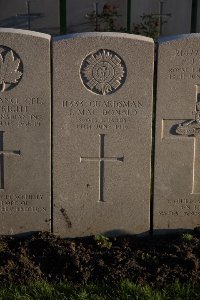 Lijssenthoek Military Cemetery - MacDonald, John