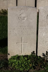 Lijssenthoek Military Cemetery - MacKay, James Ivan
