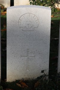 Lijssenthoek Military Cemetery - MacLeod, Alan Desailly