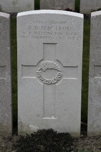 Lijssenthoek Military Cemetery - MacLeod, Robert Blair