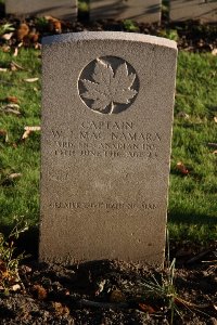 Lijssenthoek Military Cemetery - MacNamara, W J