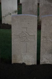 Lijssenthoek Military Cemetery - MacAulay, J