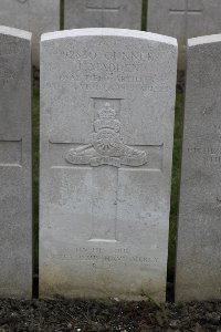 Lijssenthoek Military Cemetery - Madden, John