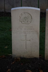 Lijssenthoek Military Cemetery - Madden, Thomas William