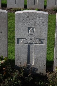 Lijssenthoek Military Cemetery - Maginn, Jens Jensen