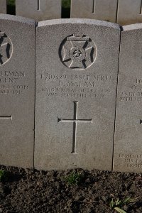 Lijssenthoek Military Cemetery - Malam, D